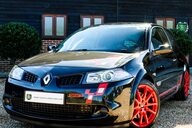 Renault Megane RENAULTSPORT F1 TEAM R26.R 52