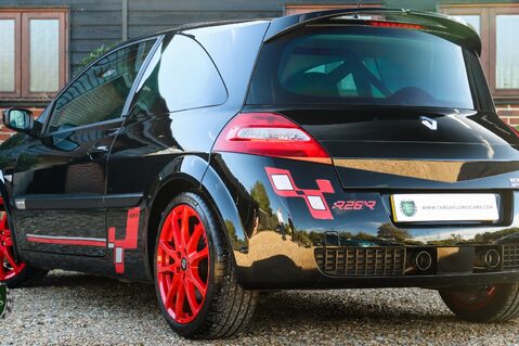Renault Megane RENAULTSPORT F1 TEAM R26.R 54