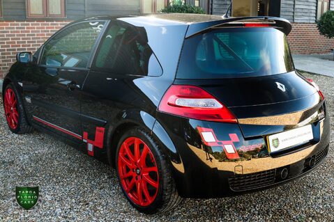 Renault Megane RENAULTSPORT F1 TEAM R26.R 59