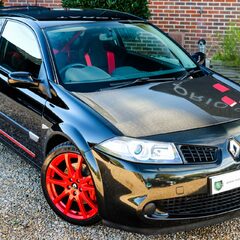 Renault Megane RENAULTSPORT F1 TEAM R26.R 1