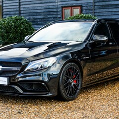 Mercedes-Benz C Class C63S AMG PREMIUM 2