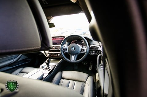 BMW 5 Series 520D M SPORT TOURING 26