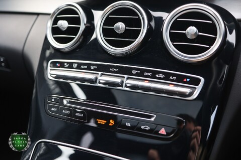Mercedes-Benz C Class C63 AMG PREMIUM 4.0 26