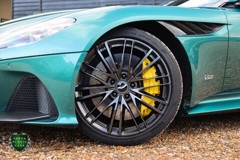 Aston Martin DBS V12 SUPERLEGGERA 52