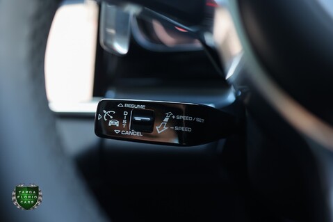 Porsche Panamera TURBO 4.0 SPORT TURISMO PDK 20