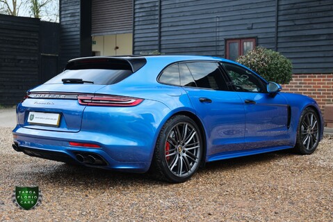 Porsche Panamera TURBO 4.0 SPORT TURISMO PDK 64
