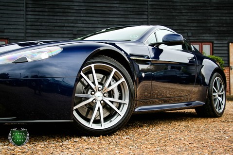 Aston Martin Vantage S 4.7 V8 8