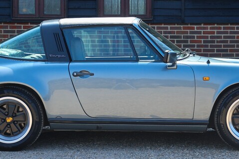Porsche 911 Carrera Targa 3.2  10