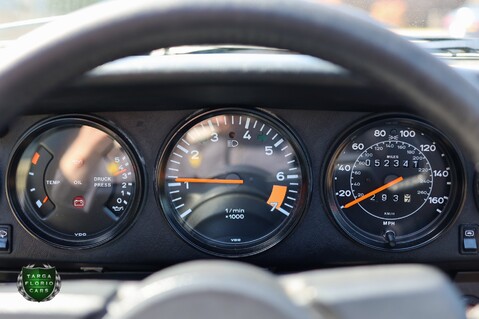 Porsche 911 Carrera Targa 3.2  25