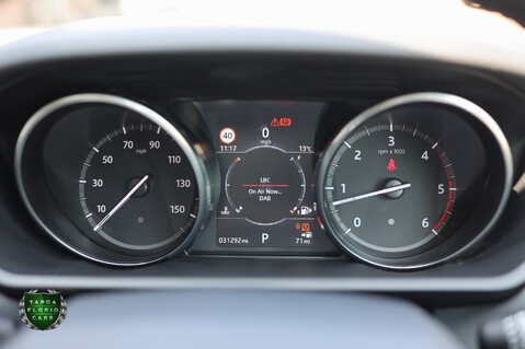 Land Rover Discovery 3.0 TD6 HSE 30