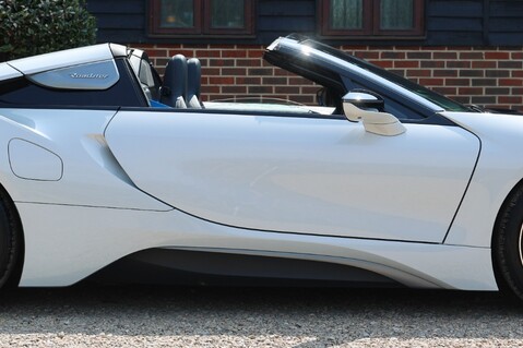 BMW I8 ROADSTER 10