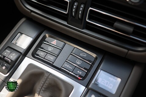 Porsche Macan 3.0 S PDK 30