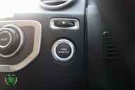 Land Rover Discovery 3.0 SDV6 SE TECH 25