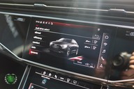 Audi RS Q8 4.0 TFSI QUATTRO VORSPRUNG MHEV 27