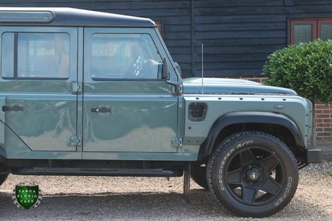 Land Rover Defender CHELSEA TRUCK CO. 2.2 TD COUNTY STATION WAGON 9