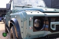 Land Rover Defender CHELSEA TRUCK CO. 2.2 TD COUNTY STATION WAGON 39