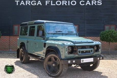 Land Rover Defender CHELSEA TRUCK CO. 2.2 TD COUNTY STATION WAGON