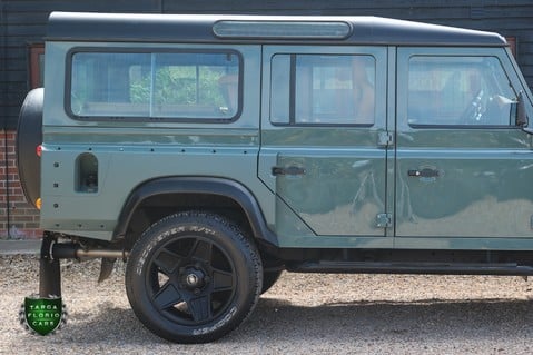 Land Rover Defender CHELSEA TRUCK CO. 2.2 TD COUNTY STATION WAGON 8