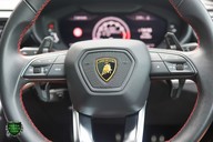 Lamborghini Urus 4.0 V8 16