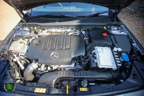 Mercedes-Benz A Class A200D 2.0 AMG LINE PREMIUM 34