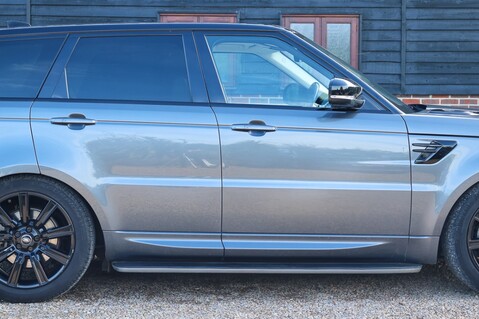 Land Rover Range Rover Sport 3.0 V6 HSE DYNAMIC 10