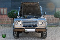 Land Rover Defender 110 2.2 TD COUNTY UTILITY WAGON 44