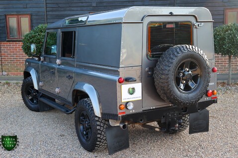 Land Rover Defender 110 2.2 TD COUNTY UTILITY WAGON 52