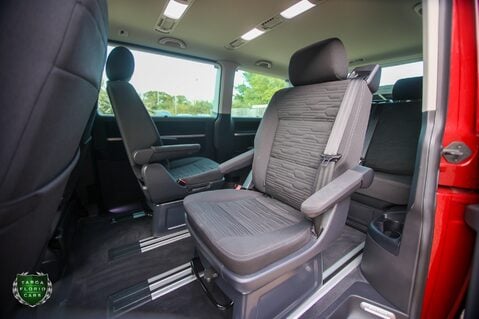 Volkswagen Caravelle 2.0 TDI DSG EDITION 7 SEAT 23