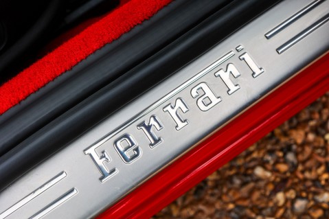 Ferrari California 2 PLUS 2 4.3 V8  29