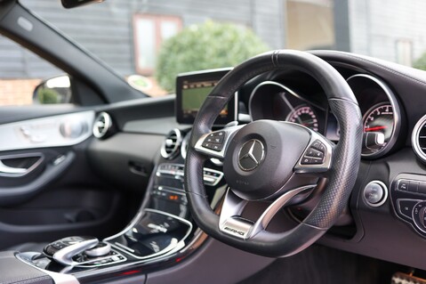 Mercedes-Benz C Class C63 AMG 4.0 PREMIUM 17