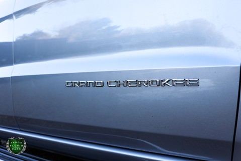 Jeep Grand Cherokee 3.0 V6 CRD OVERLAND 39