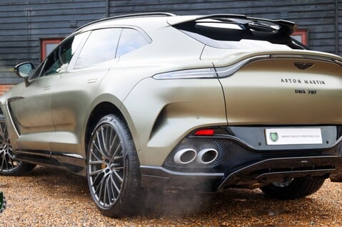 Aston Martin DBX 707 4.0 V8 65