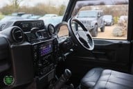 Land Rover Defender 110 XS 2.2 TD BESPOKE 13
