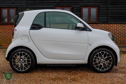 Smart Fortwo Coupe EXCLUSIVE EV 8