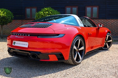 Porsche 911 TARGA 4S 3.0T PDK 10