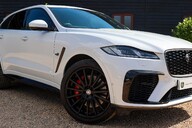 Jaguar F-Pace SVR 5.0 V8 75