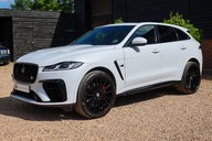 Jaguar F-Pace SVR 5.0 V8 81