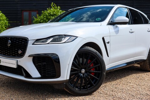 Jaguar F-Pace SVR 5.0 V8 83