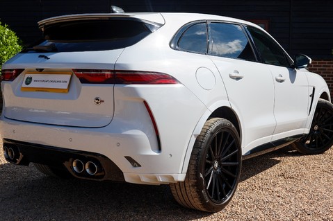 Jaguar F-Pace SVR 5.0 V8 93