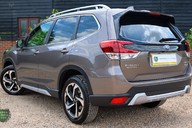 Subaru Forester 2.0 e-Box XE PREMIUM 7