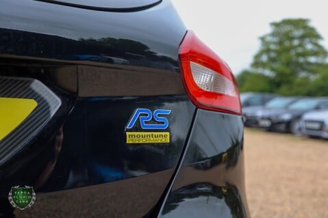 Ford Focus RS 2.3  3