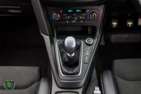 Ford Focus RS 2.3  41