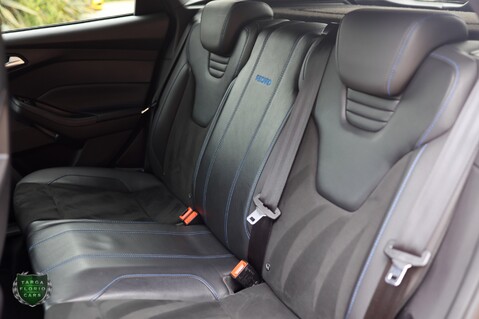 Ford Focus RS 2.3  42