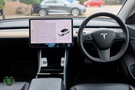 Tesla Model 3 STANDARD RANGE PLUS 17