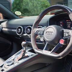 Audi TT RS 2.5 TFSI QUATTRO S-TRONIC ROADSTER 1