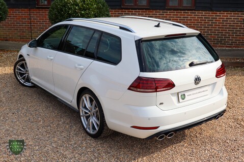 Volkswagen Golf R 2.0 TSI 4MOTION DSG ESTATE 7