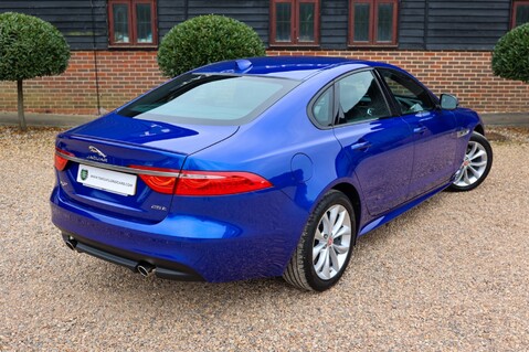 Jaguar XF 2.0 R-SPORT 66