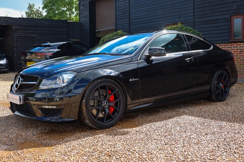 Mercedes-Benz C Class C63 AMG EDITION 507 60