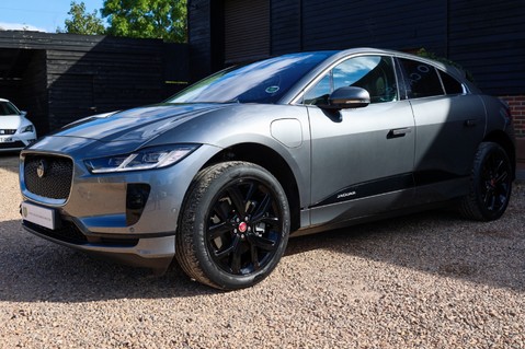 Jaguar I-Pace EV400 SE 46