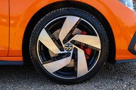 Volkswagen Golf GTI 2.0 TSI DSG 10